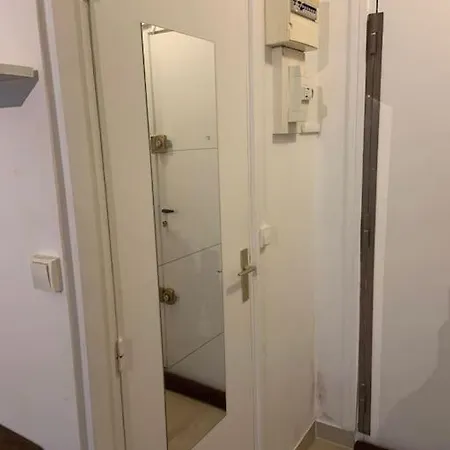 Studio 7eme Arrondissement Parijs